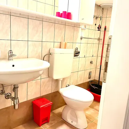 شقة Olea أوماغ