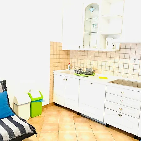 Olea Apartment *