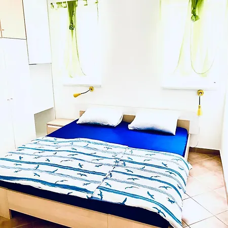 Olea Apartment *